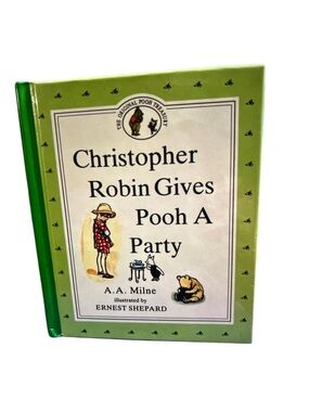 📘 Christopher Robin Gives Pooh a Party – The Original Pooh Treasury